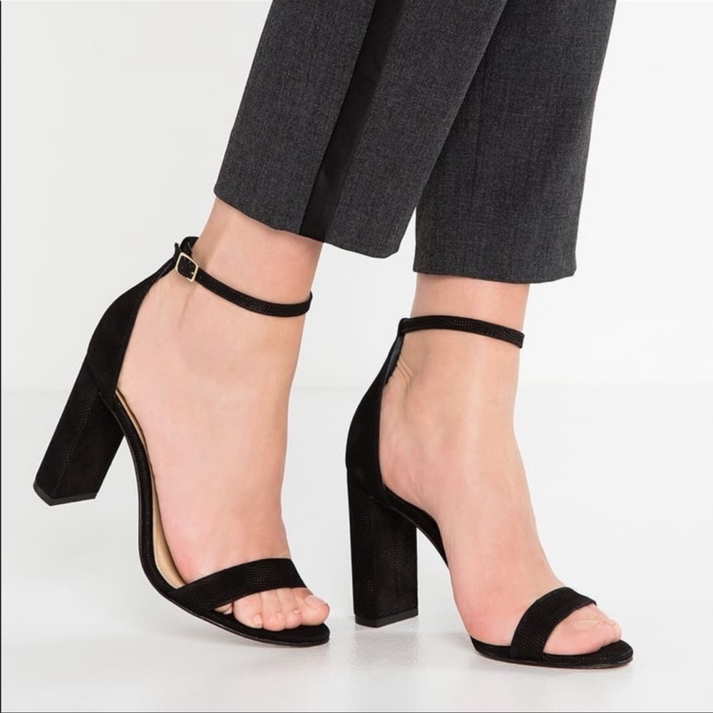 Vince Camuto Mariana Chunky Heel